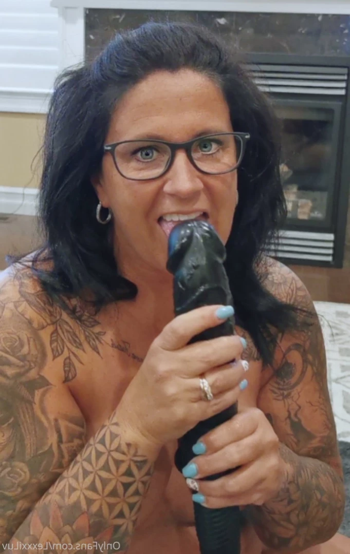 Lexxxi Luv - Naughty HotWife [ lexxxiluv ] Onlyfans leaked photo 14379719 on Hotleaks.tv