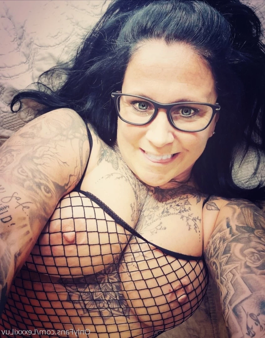 Lexxxi Luv - Naughty HotWife [ lexxxiluv ] Onlyfans leaked photo 14492095 on Hotleaks.tv