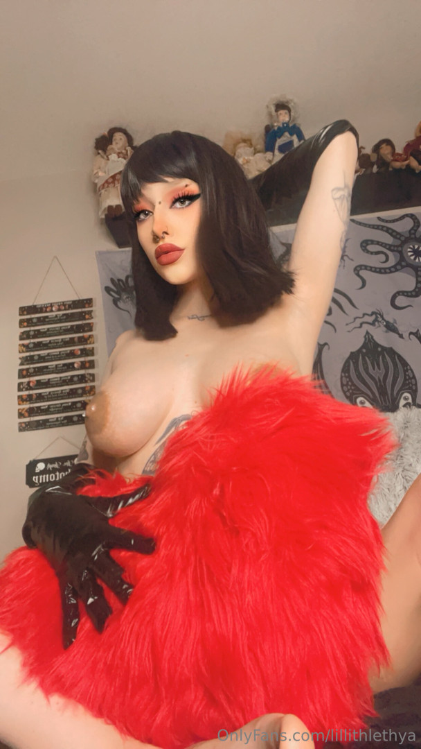 Step Sis Lilli | big tiddy goth gf [ lillithlethya ] Onlyfans leaked photo 18452177 on Hotleaks.tv