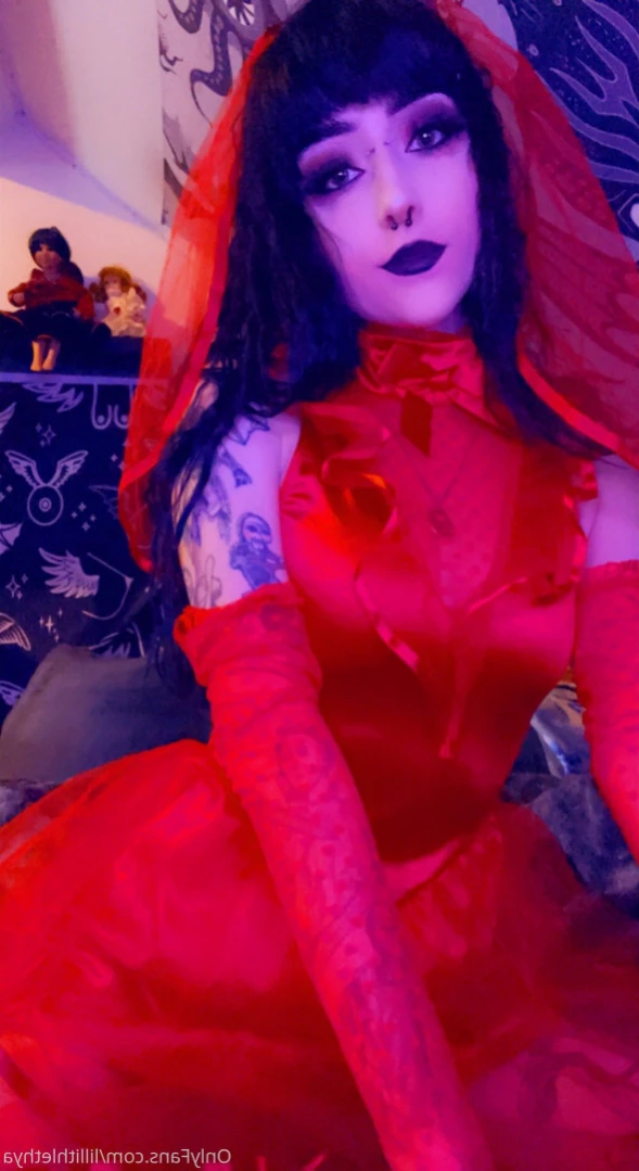 Step Sis Lilli | big tiddy goth gf [ lillithlethya ] Onlyfans leaked photo 10853007 on Hotleaks.tv