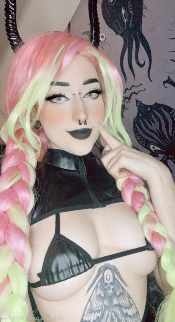 Step Sis Lilli | big tiddy goth gf [ lillithlethya ] Onlyfans leaked photo 11248745 on Hotleaks.tv