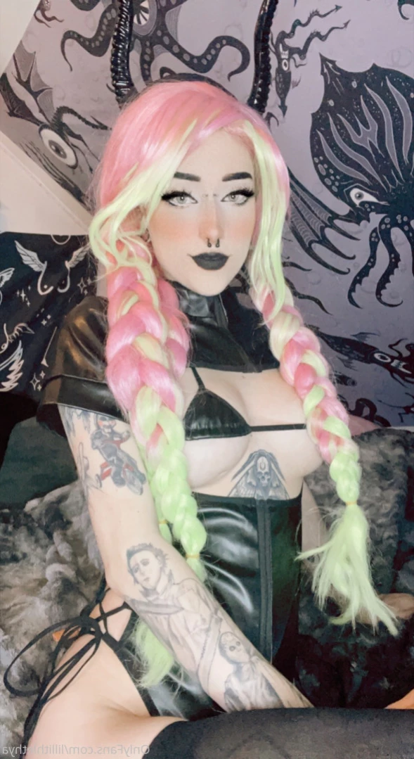 Step Sis Lilli | big tiddy goth gf [ lillithlethya ] Onlyfans leaked photo 11248752 on Hotleaks.tv
