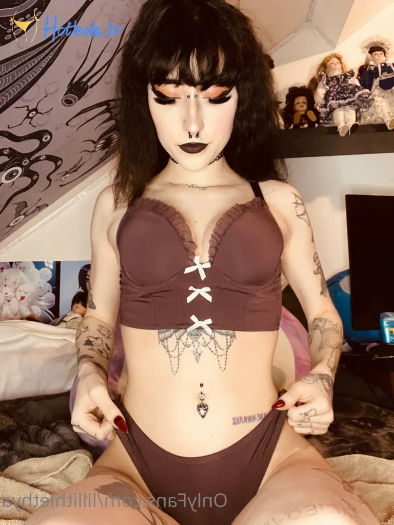 Step Sis Lilli | big tiddy goth gf [ lillithlethya ] Onlyfans leaked photo 11248973 on Hotleaks.tv