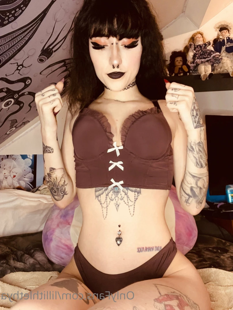 Step Sis Lilli | big tiddy goth gf [ lillithlethya ] Onlyfans leaked photo 11250013 on Hotleaks.tv