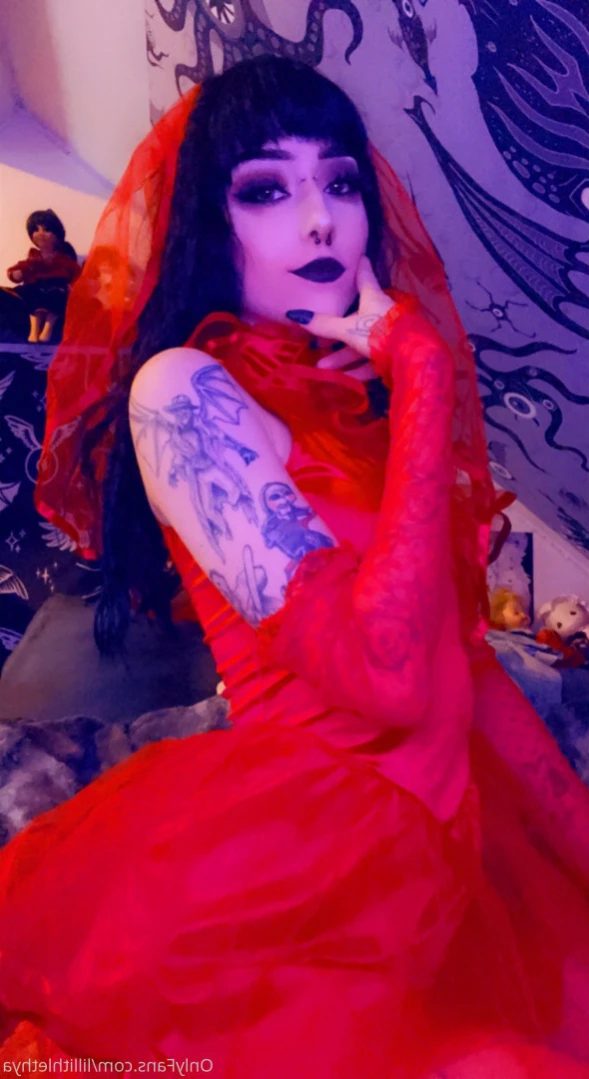 Step Sis Lilli | big tiddy goth gf [ lillithlethya ] Onlyfans leaked photo 11250124 on Hotleaks.tv