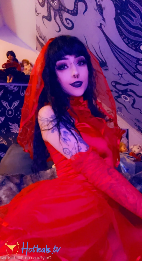 Step Sis Lilli | big tiddy goth gf [ lillithlethya ] Onlyfans leaked photo 11267154 on Hotleaks.tv