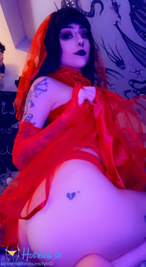 Step Sis Lilli | big tiddy goth gf [ lillithlethya ] Onlyfans leaked photo 11267184 on Hotleaks.tv