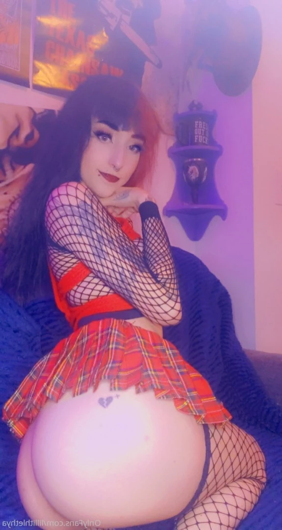Step Sis Lilli | big tiddy goth gf [ lillithlethya ] Onlyfans leaked photo 12137509 on Hotleaks.tv