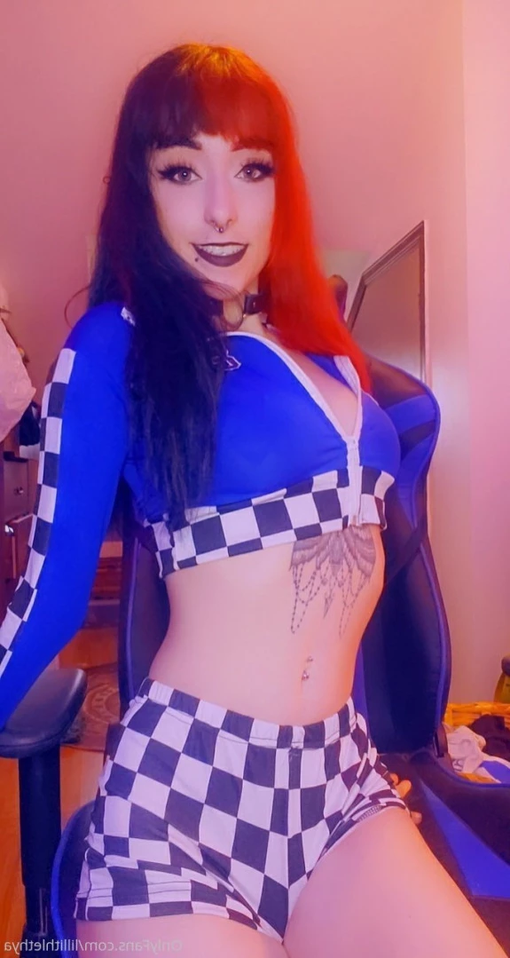 Step Sis Lilli | big tiddy goth gf [ lillithlethya ] Onlyfans leaked photo 12969670 on Hotleaks.tv