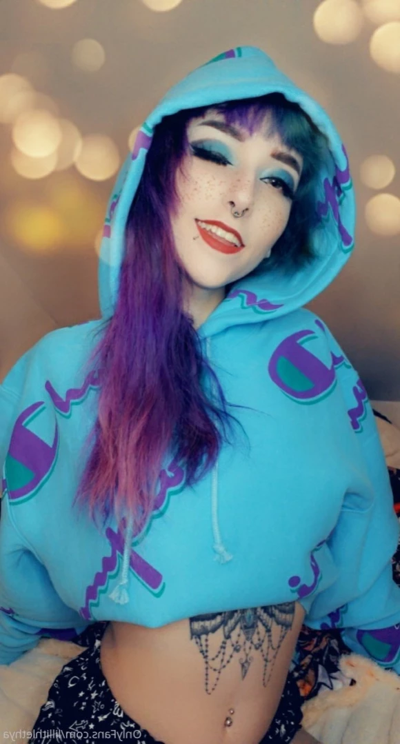 Step Sis Lilli | big tiddy goth gf [ lillithlethya ] Onlyfans leaked photo 13256087 on Hotleaks.tv