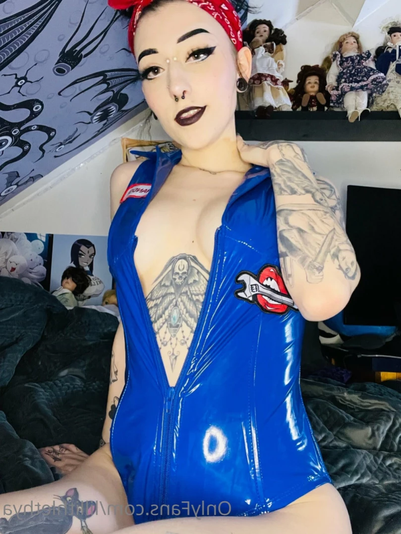 Step Sis Lilli | big tiddy goth gf [ lillithlethya ] Onlyfans leaked photo 14376180 on Hotleaks.tv