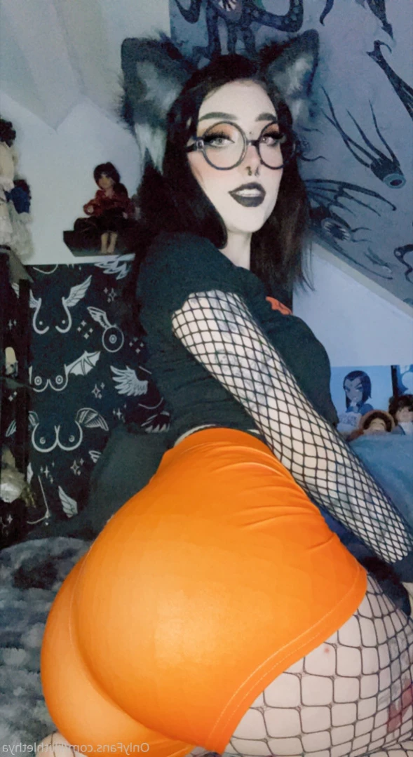 Step Sis Lilli | big tiddy goth gf [ lillithlethya ] Onlyfans leaked photo 14476455 on Hotleaks.tv
