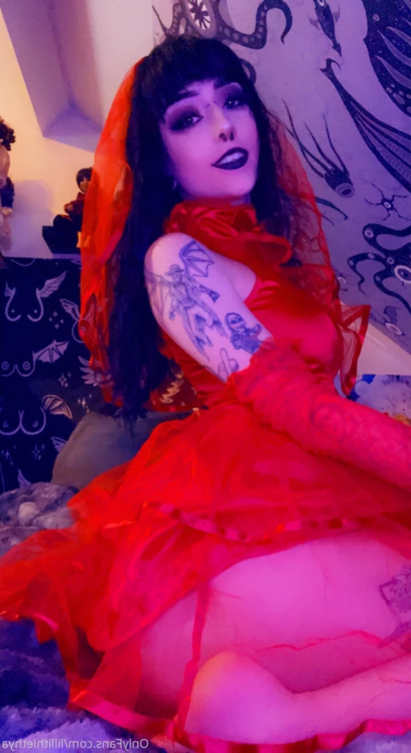 Step Sis Lilli | big tiddy goth gf [ lillithlethya ] Onlyfans leaked photo 14476489 on Hotleaks.tv