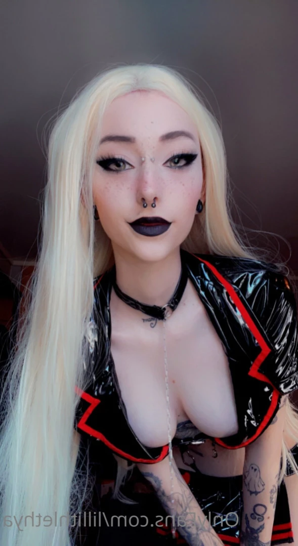 Step Sis Lilli | big tiddy goth gf [ lillithlethya ] Onlyfans leaked photo 14631285 on Hotleaks.tv