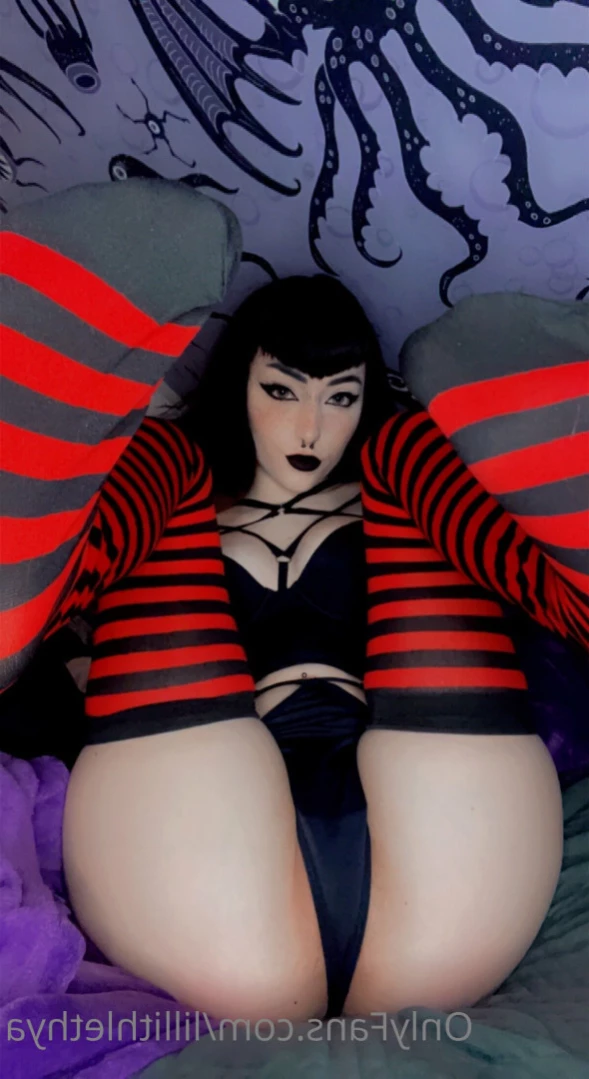 Step Sis Lilli | big tiddy goth gf [ lillithlethya ] Onlyfans leaked photo 15129736 on Hotleaks.tv