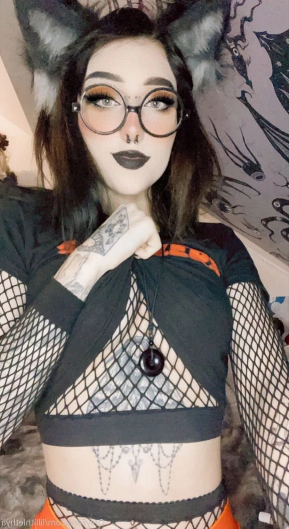 Step Sis Lilli | big tiddy goth gf [ lillithlethya ] Onlyfans leaked photo 16077185 on Hotleaks.tv