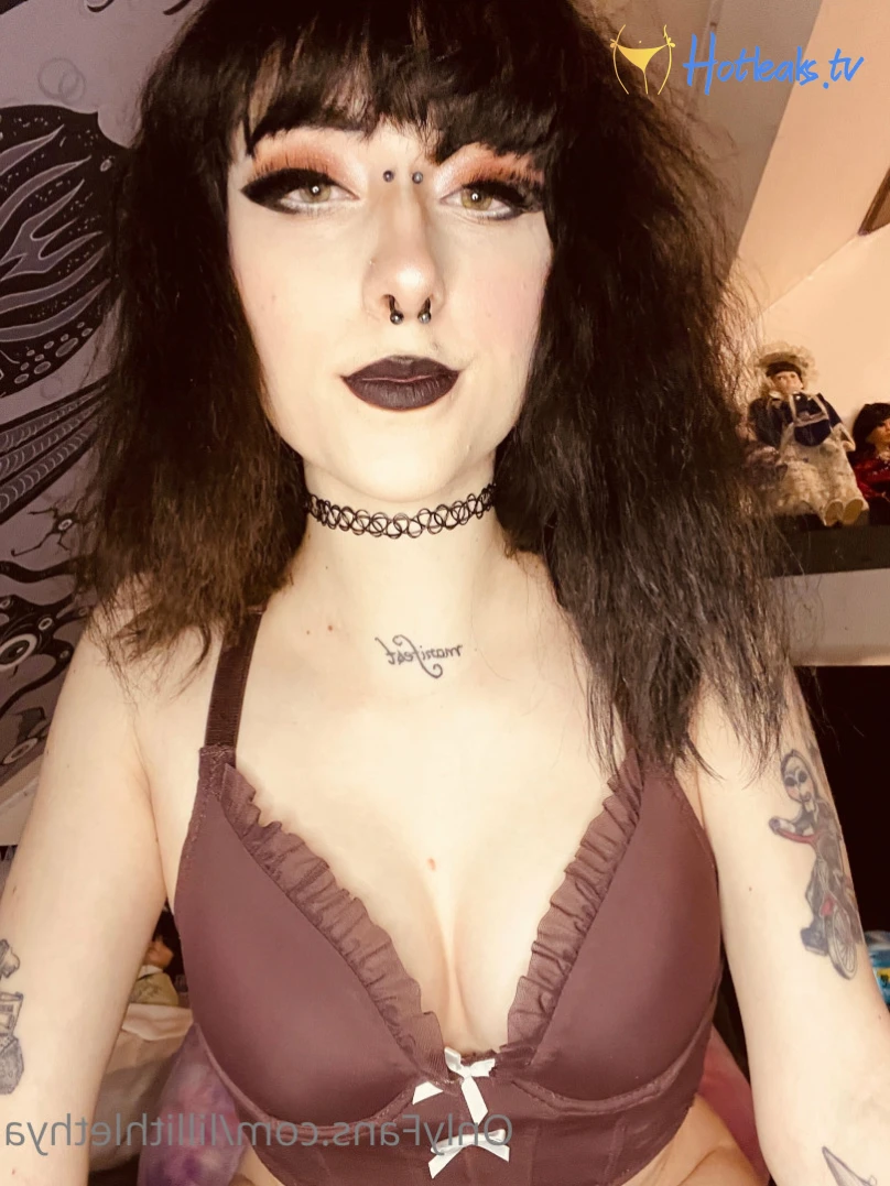 Step Sis Lilli | big tiddy goth gf [ lillithlethya ] Onlyfans leaked photo 16210583 on Hotleaks.tv