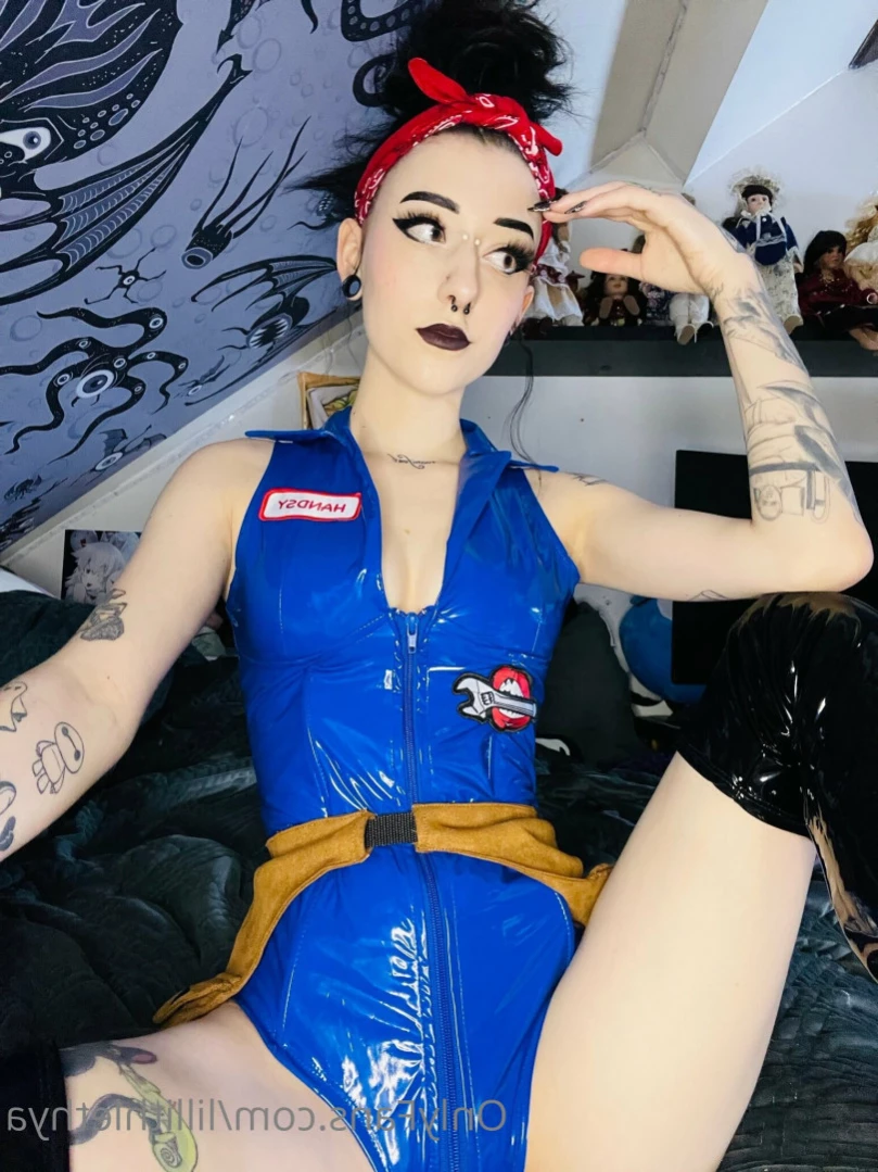 Step Sis Lilli | big tiddy goth gf [ lillithlethya ] Onlyfans leaked photo 16313480 on Hotleaks.tv