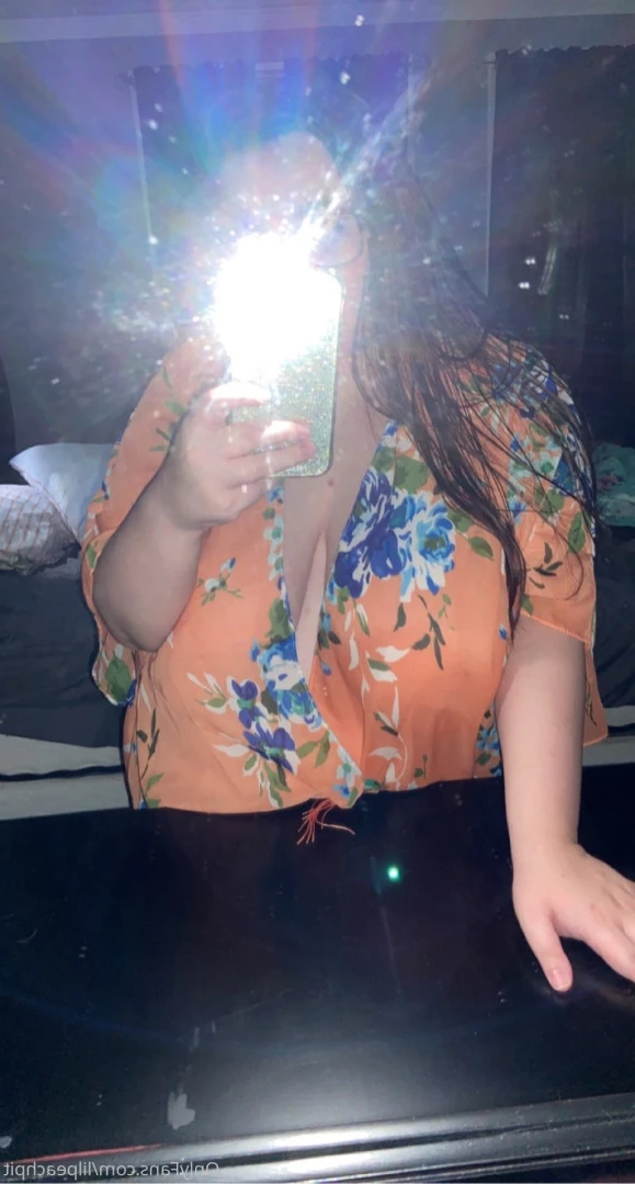 bratty crocker 🖤🥀 [ lilpeachpit ] Onlyfans leaked photo 16270662 on Hotleaks.tv