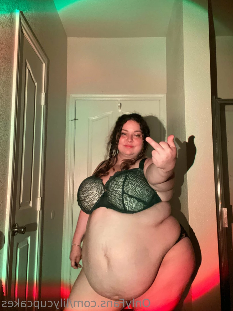 Lilycakes [ lilycupcakes ] Onlyfans leaked photo 13468636 on Hotleaks.tv