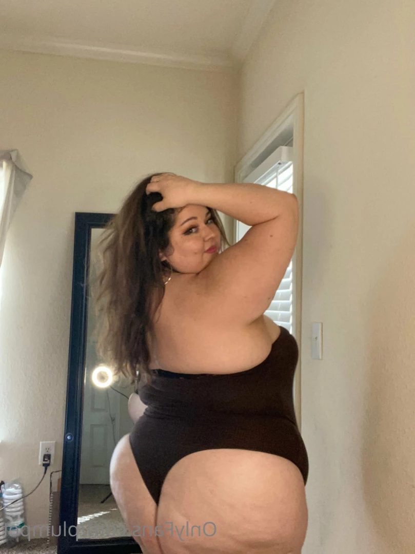 Lilycakes [ lilycupcakes ] Onlyfans leaked photo 16314401 on Hotleaks.tv