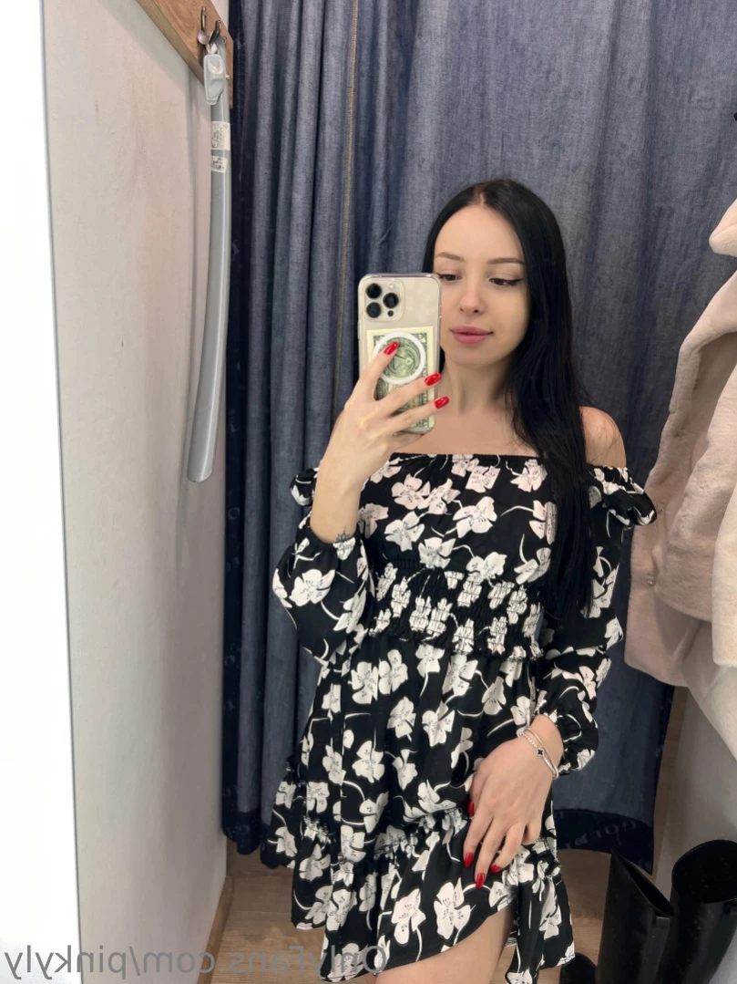 Lily [ lilyglow ] Onlyfans leaked photo 11035155 on Hotleaks.tv