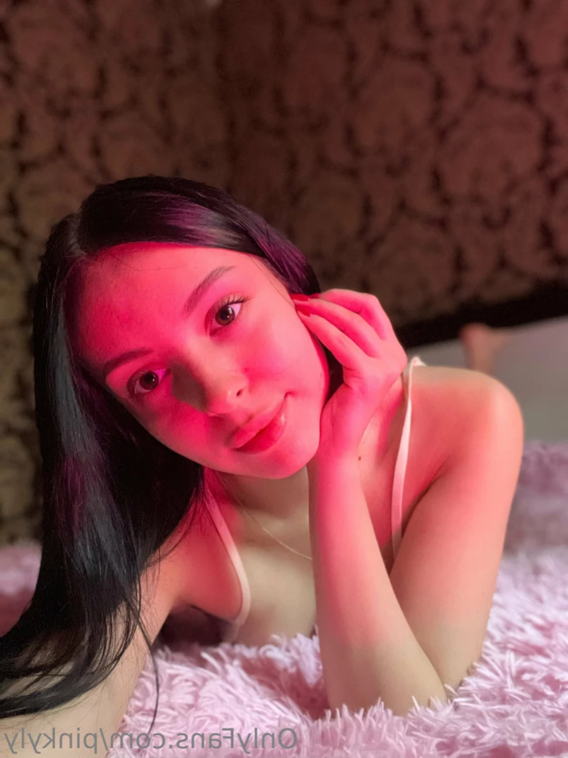 Lily [ lilyglow ] Onlyfans leaked photo 14097242 on Hotleaks.tv
