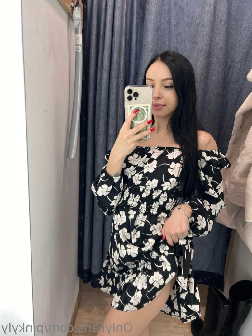 Lily [ lilyglow ] Onlyfans leaked photo 16293035 on Hotleaks.tv