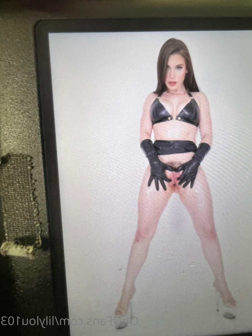 Lily Lou [ lilylouofficial ] Onlyfans leaked photo 11251341 on Hotleaks.tv