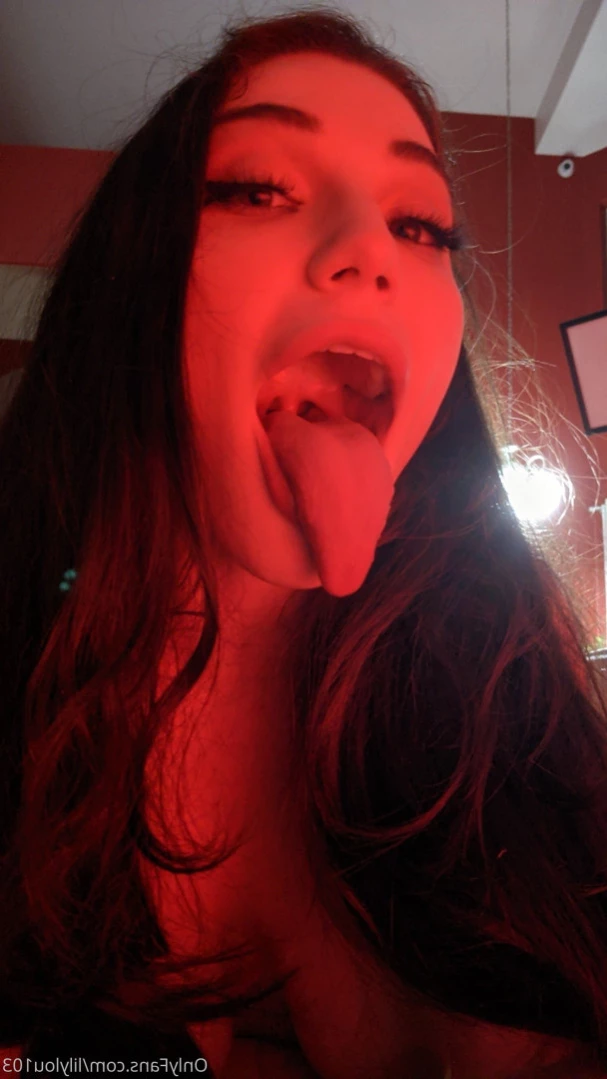 Lily Lou [ lilylouofficial ] Onlyfans leaked photo 11251417 on Hotleaks.tv