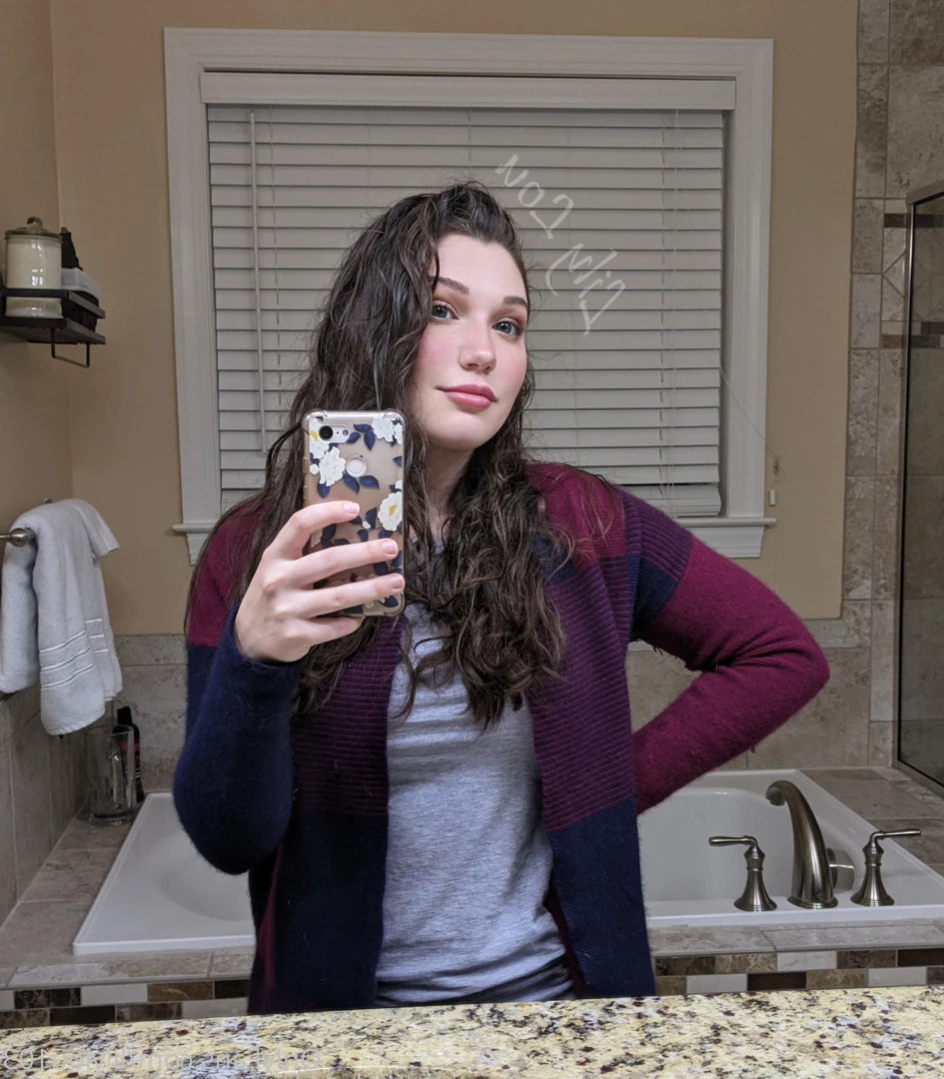 Lily Lou [ lilylouofficial ] Onlyfans leaked photo 11253209 on Hotleaks.tv