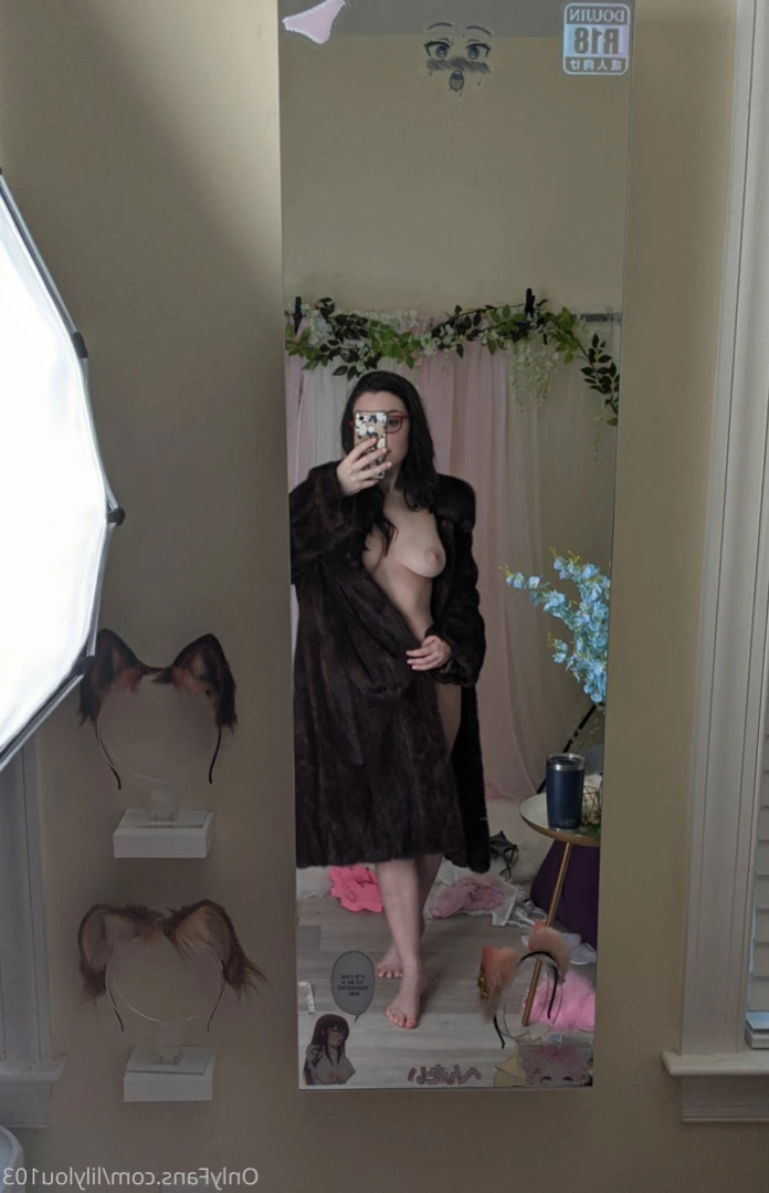 Lily Lou [ lilylouofficial ] Onlyfans leaked photo 13468409 on Hotleaks.tv