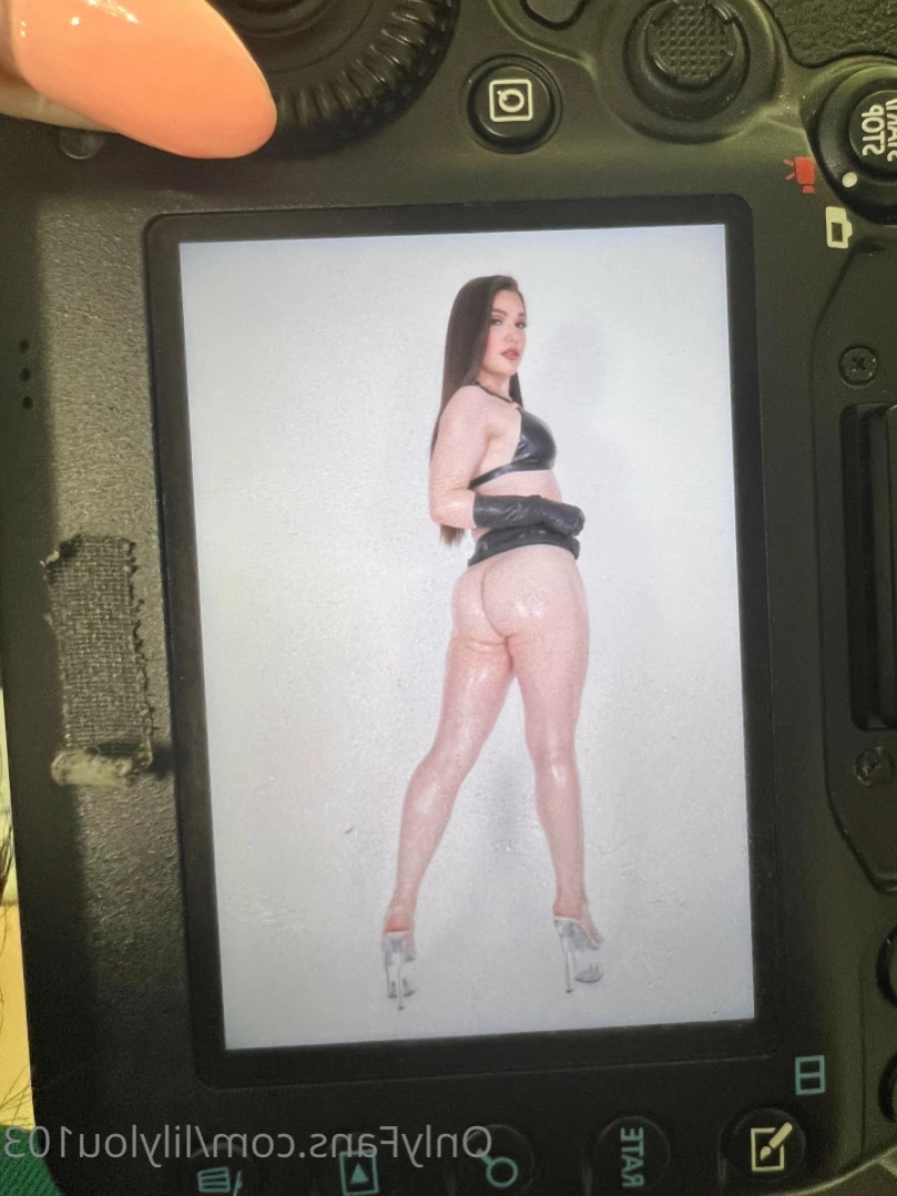 Lily Lou [ lilylouofficial ] Onlyfans leaked photo 14863633 on Hotleaks.tv