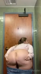 Lily Loveles [ lilyloveles ] Onlyfans leaked video 18094570 on Hotleaks.tv