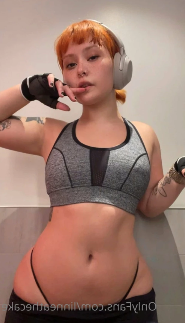 linn 𓆏 [ linneathecake ] Onlyfans leaked photo 14376271 on Hotleaks.tv