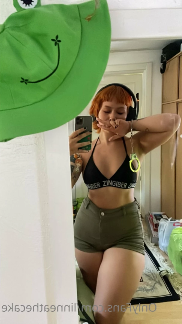 linn 𓆏 [ linneathecake ] Onlyfans leaked photo 14807828 on Hotleaks.tv