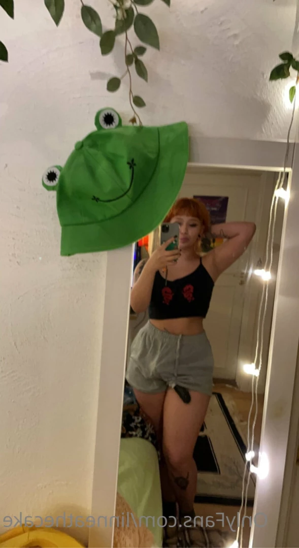 linn 𓆏 [ linneathecake ] Onlyfans leaked photo 14949147 on Hotleaks.tv