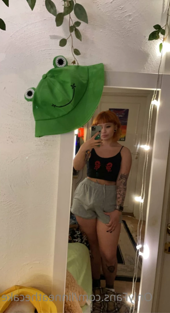 linn 𓆏 [ linneathecake ] Onlyfans leaked photo 16206631 on Hotleaks.tv