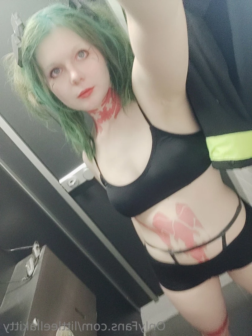 Ella Kitty [ littleellakitty ] Onlyfans leaked photo 13143623 on Hotleaks.tv