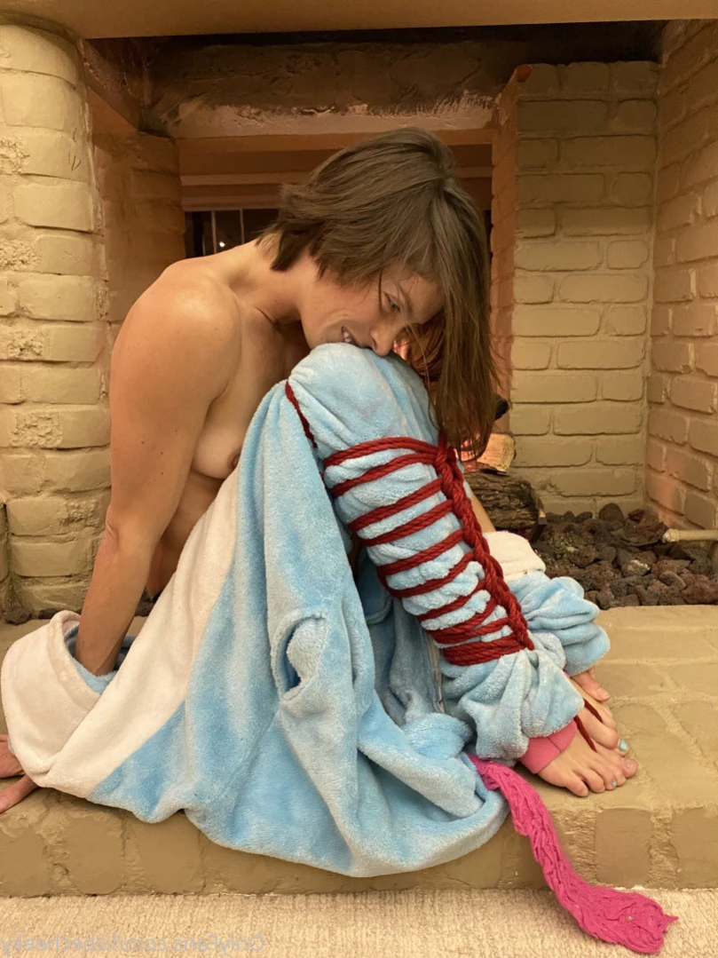Liz RAWR [ lizbecheeky ] Onlyfans leaked photo 14794801 on Hotleaks.tv