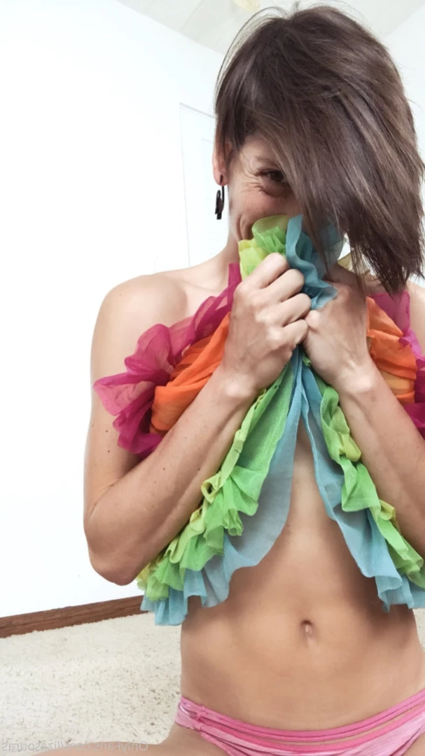 Liz RAWR [ lizbecheeky ] Onlyfans leaked photo 16314856 on Hotleaks.tv
