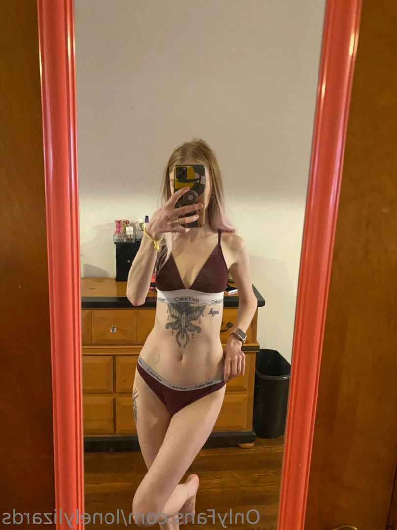Liz [ lonelylizards ] Onlyfans leaked photo 15212864 on Hotleaks.tv