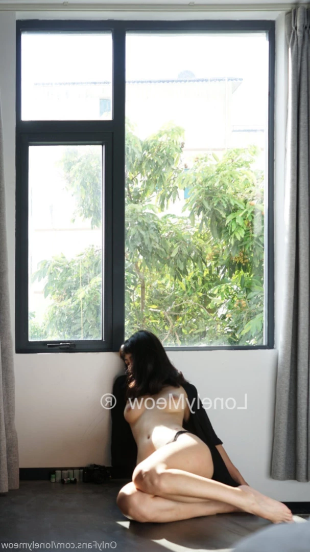 lonelymeow Onlyfans leaked photo 11012777 on Hotleaks.tv
