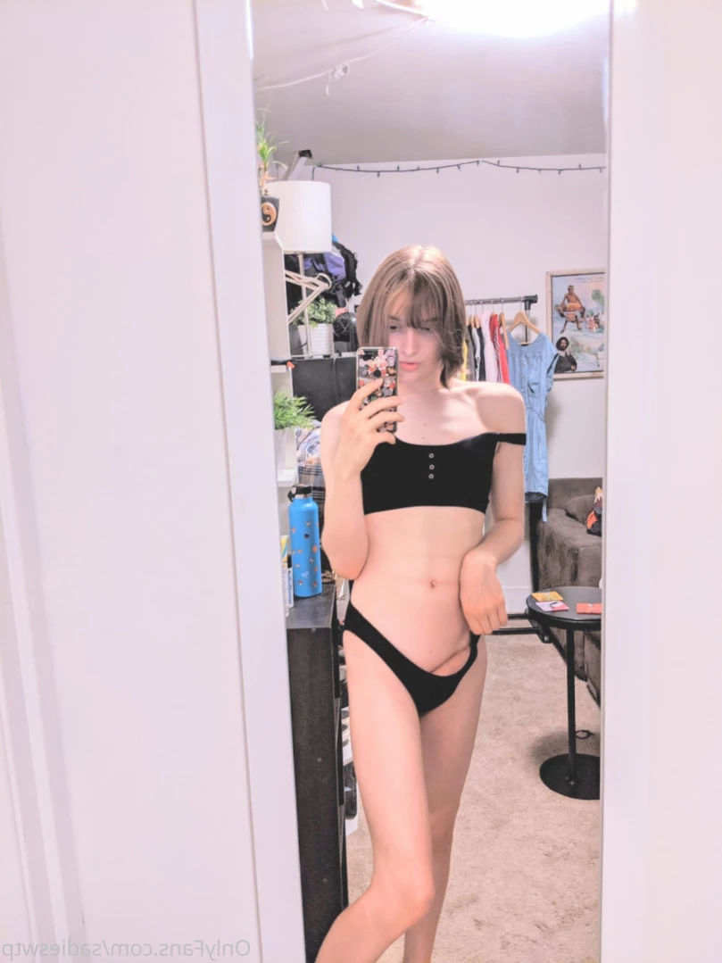 Lola [ lovebitelola ] Onlyfans leaked photo 15642887 on Hotleaks.tv