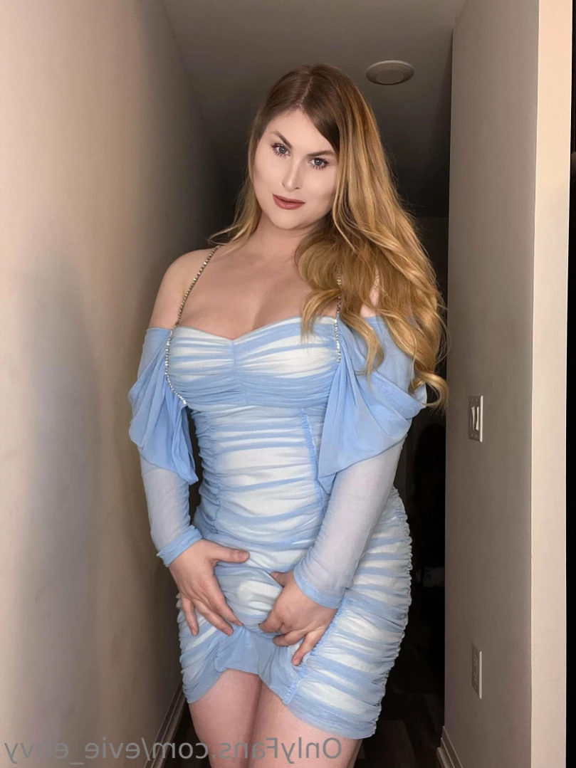 Evie Love [ lovelyeviexoxo ] Onlyfans leaked photo 15832067 on Hotleaks.tv
