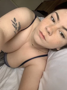 927219