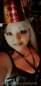 16031642
