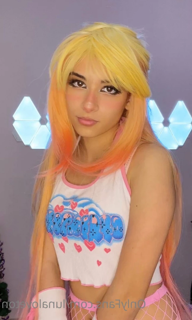 Luna Loveton [ lunaloveton ] Onlyfans leaked photo 11246462 on Hotleaks.tv