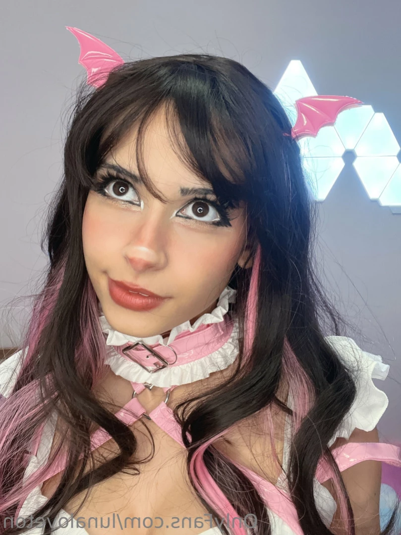 Luna Loveton [ lunaloveton ] Onlyfans leaked photo 11246504 on Hotleaks.tv