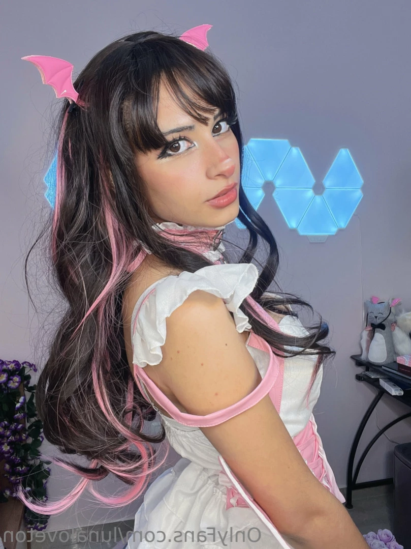 Luna Loveton [ lunaloveton ] Onlyfans leaked photo 11246510 on Hotleaks.tv